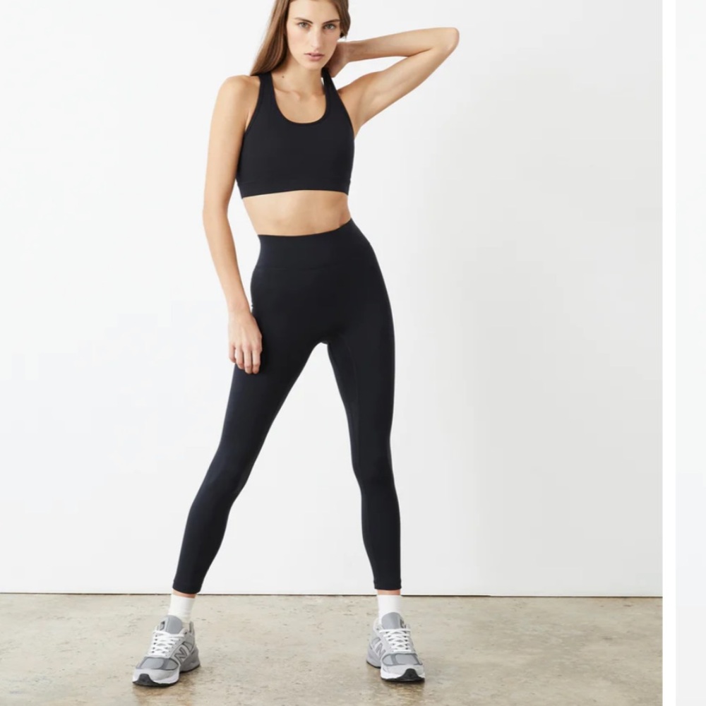 Bandier All Access High Waisted Center Stage Legging - Black Shine